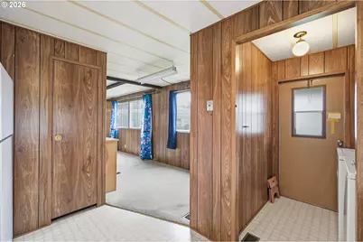 1557 N Pacific Hwy, Cottage Grove, OR 97424 - Photo 20