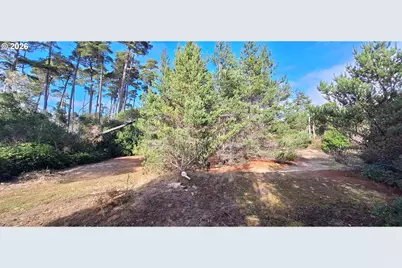 87977 Kelsie Way, Florence, OR 97439 - Photo 2