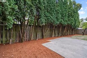 2846 SW Faith Ct, Troutdale, OR 97060 - Photo 34