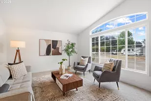 2846 SW Faith Ct, Troutdale, OR 97060 - Photo 8