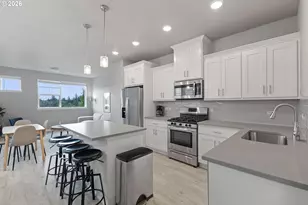 7016 SE Frasier Ln, Hillsboro, OR 97123 - Photo 14