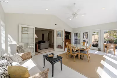 14600 SW Forest Pl, Beaverton, OR 97007 - Photo 20