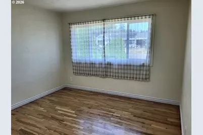 1023 N Knott St, Coquille, OR 97423 - Photo 14