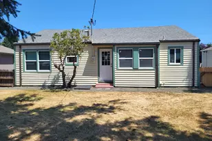 1023 N Knott St, Coquille, OR 97423 - Photo 26