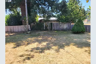 1023 N Knott St, Coquille, OR 97423 - Photo 28