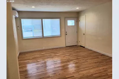 1023 N Knott St, Coquille, OR 97423 - Photo 6