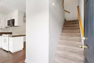 10900 SW 76th Pl, Portland, OR 97223 - Photo 4