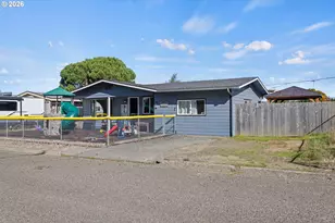 1617 Arthur St, North Bend, OR 97459 - Photo 1