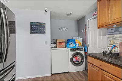 1617 Arthur St, North Bend, OR 97459 - Photo 16