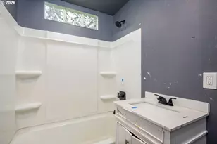 1879 G St, Springfield, OR 97477 - Photo 6