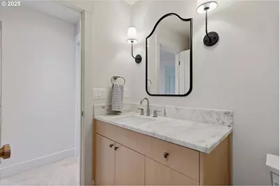 4643 N Gantenbein Ave, Portland, OR 97217 - Photo 38