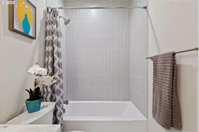 4643 N Gantenbein Ave, Portland, OR 97217 - Photo 32