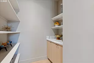 4643 N Gantenbein Ave, Portland, OR 97217 - Photo 16