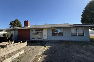 2975 Colorado Ave, North Bend, OR 97459 - Photo 2