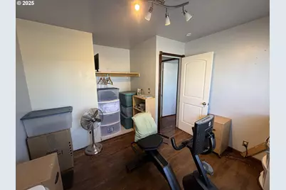 2975 Colorado Ave, North Bend, OR 97459 - Photo 20