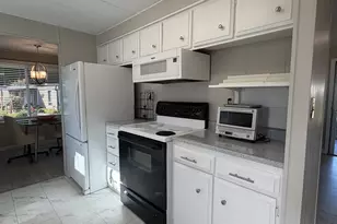 11448 SW Royal Villa Dr, Portland, OR 97224 - Photo 14