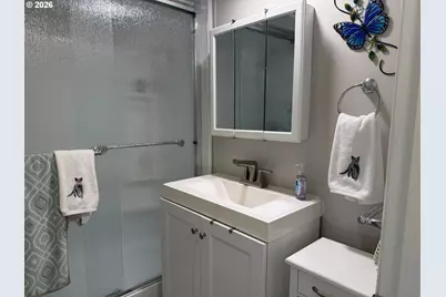11448 SW Royal Villa Dr #167, Portland, OR 97224 - Photo 20