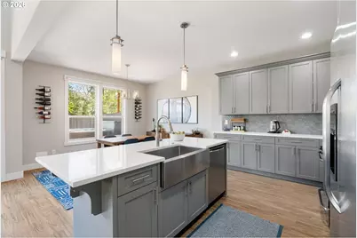 921 Goose Way, Hood River, OR 97031 - Photo 10