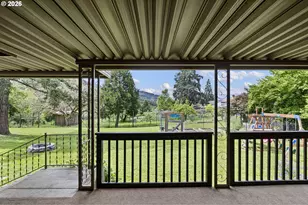 613 SE 5th St, Oakland, OR 97462 - Photo 48