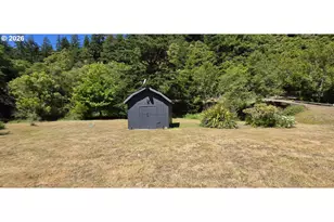 32051 Cedar Vly Rd, Gold Beach, OR 97444 - Photo 30