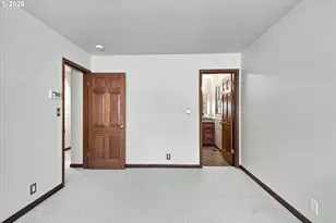 485 Country Club Ct, Lake Oswego, OR 97034 - Photo 24