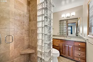 485 Country Club Ct, Lake Oswego, OR 97034 - Photo 26