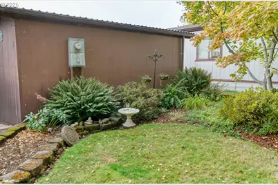 1411 NW 9th Ct, McMinnville, OR 97128 - Photo 32
