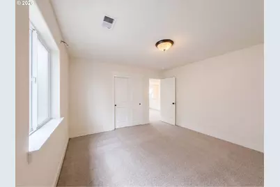 12606 NW Larry Ct, Portland, OR 97229 - Photo 10