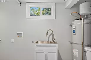 1826 NE 86th Ave, Portland, OR 97220 - Photo 22