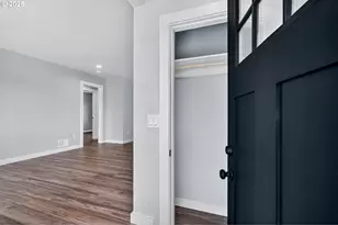 1826 NE 86th Ave, Portland, OR 97220 - Photo 4