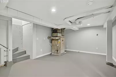 1826 NE 86th Ave, Portland, OR 97220 - Photo 20