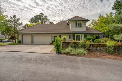 1081 NW Baker Crest Ct, McMinnville, OR 97128 - Photo 44
