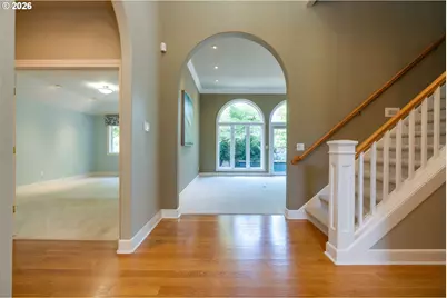 1081 NW Baker Crest Ct, McMinnville, OR 97128 - Photo 12