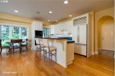 1081 NW Baker Crest Ct, McMinnville, OR 97128 - Photo 16