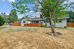 1610 NE 9th St, McMinnville, OR 97128 - Photo 4