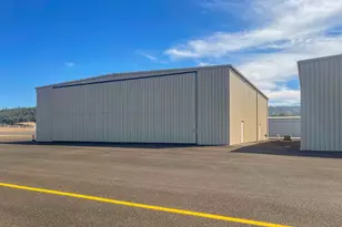 2815 NW Aviation Dr, Roseburg, OR 97470 - Photo 1