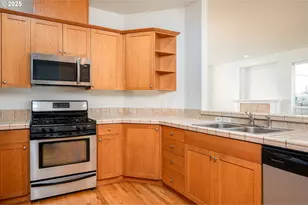 1113 W Powell Blvd, Gresham, OR 97030 - Photo 12