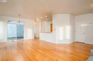 1113 W Powell Blvd, Gresham, OR 97030 - Photo 6