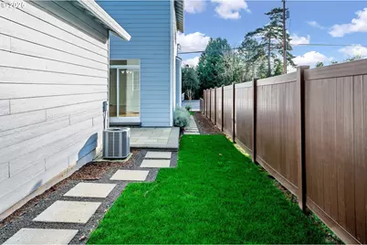 1113 W Powell Blvd, Gresham, OR 97030 - Photo 22