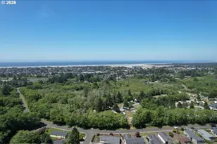401 Hillside Loop, Seaside, OR 97138 - Photo 8