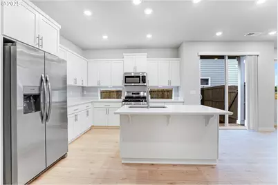 7710 SE Contour Ln, Hillsboro, OR 97123 - Photo 10