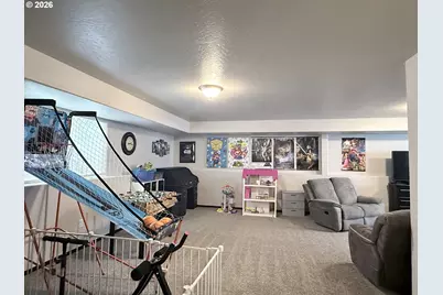 472 Cardinal Pl, Umatilla, OR 97882 - Photo 16