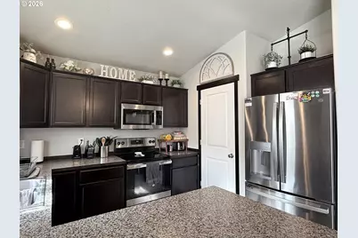 472 Cardinal Pl, Umatilla, OR 97882 - Photo 4