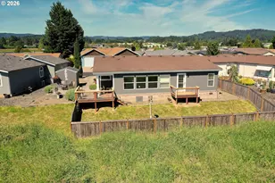 51398 SE Hood View Dr, Scappoose, OR 97056 - Photo 4