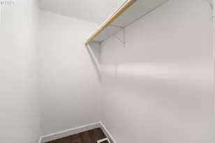 1241 NW Couch St, Camas, WA 98607 - Photo 32