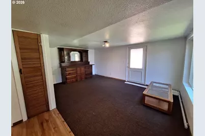 62934 Crown Point Rd, Coos Bay, OR 97420 - Photo 10