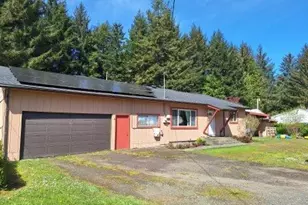 62934 Crown Point Rd, Coos Bay, OR 97420 - Photo 2