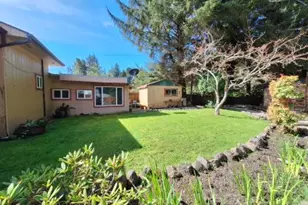 62934 Crown Point Rd, Coos Bay, OR 97420 - Photo 10