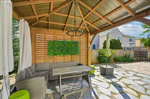 698 NW Hertel St, Hillsboro, OR 97124 - Photo 46