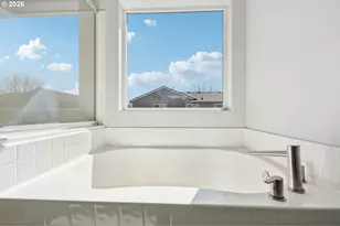 698 NW Hertel St, Hillsboro, OR 97124 - Photo 42